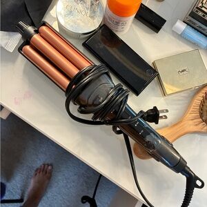 Revlon Black and Copper Hair Waver